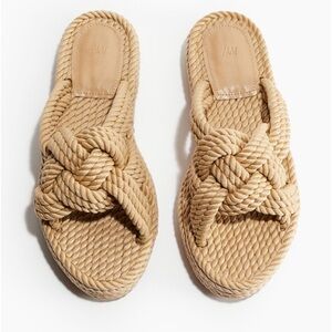 H&M woven slides